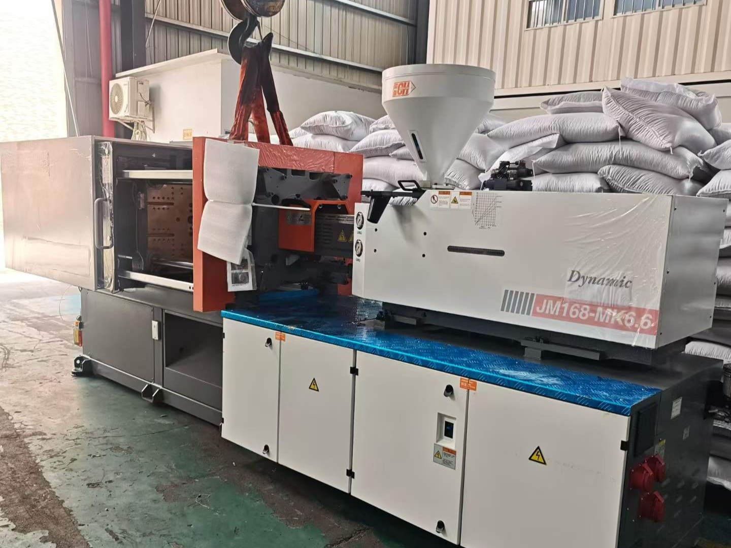 Used 168 Ton JM168‑MK6.6/C Injection Molding Machine
