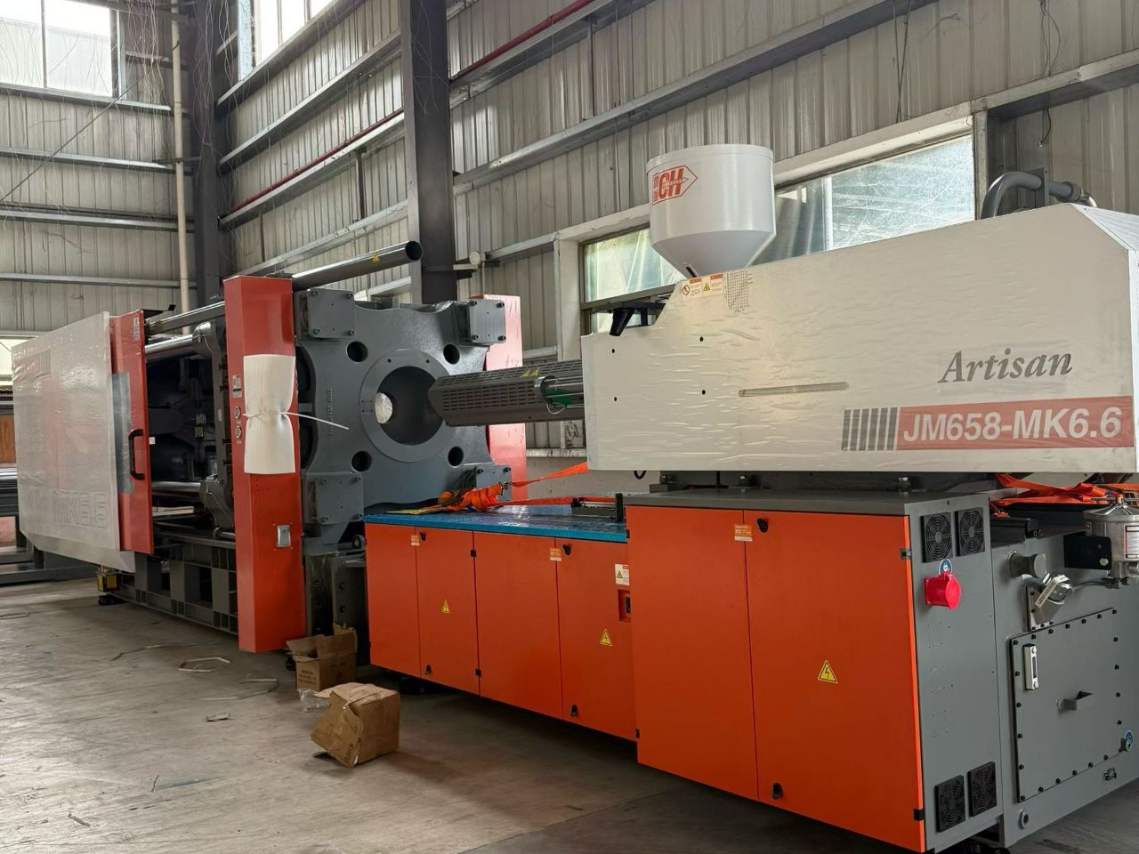 Used 658 Ton JM658‑MK6.6/A Injection Molding Machine